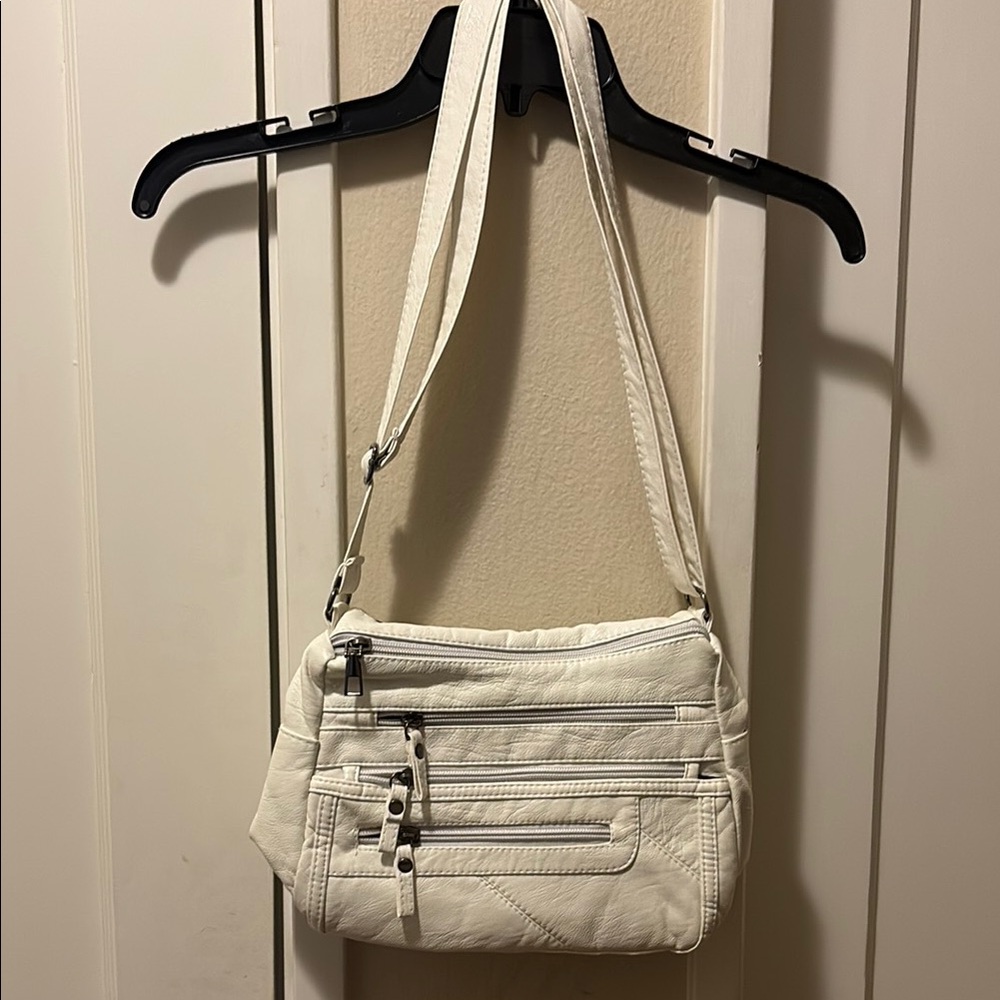 Elegant White Shoulder Bag